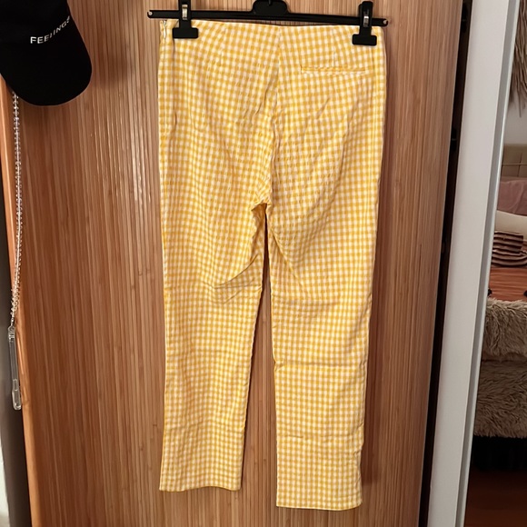 Callipygian gingham yellow trousers - Picture 3 of 8